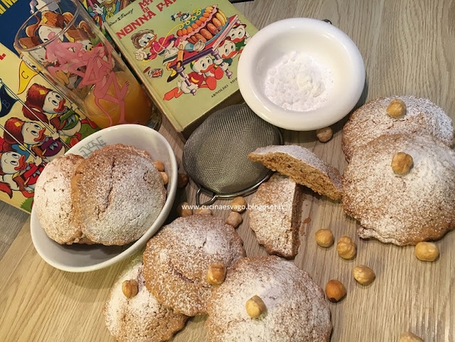 GOLOSI BISCOTTI AL FARRO CON MIELE E NOCCIOLE