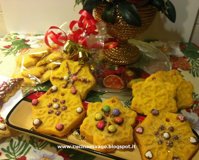 BISCOTTI DI NATALE CON FARINA DI MAIS