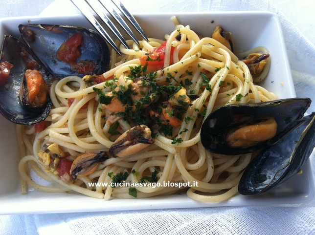 SPAGHETTI  CON LE COZZE: SAPORE DI MARE