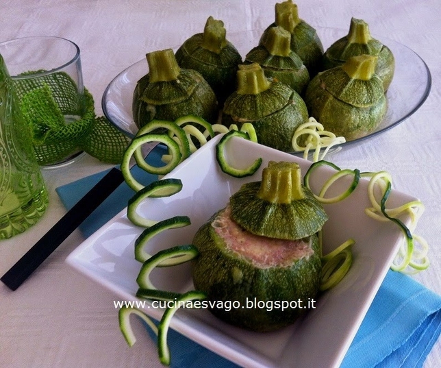 ZUCCHINE TONDE RIPIENE DI CARNE GUSTOSE