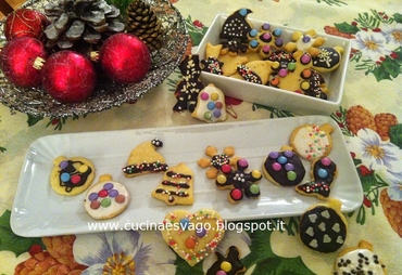 BISCOTTI AL COCCO RICOPERTI DI CIOCCOLATO O GLASSA