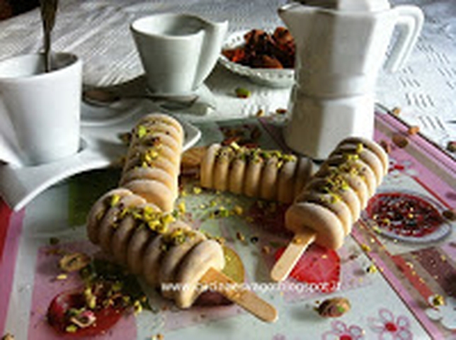 SEMIFREDDO AL CAFFE’: DESSERT FACILE