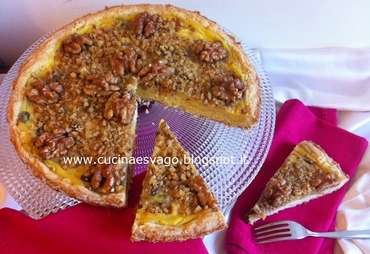 CROSTATA CON CREMA PASTICCERA, UVETTE E NOCI