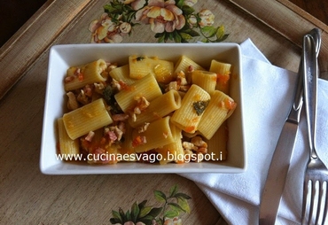 MEZZE MANICHE AL RAGU’ DI CONIGLIO