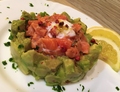 TARTARE DI AVOCADO E SALMONE FRESCO