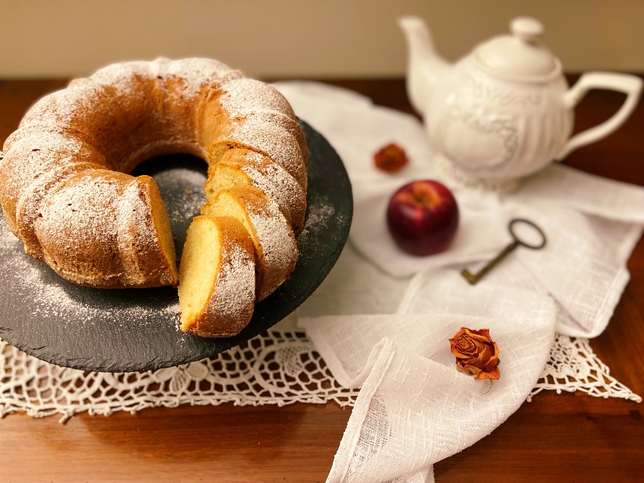 TORTA ALLE MELE FRULLATE: RICETTA SEMPLICE