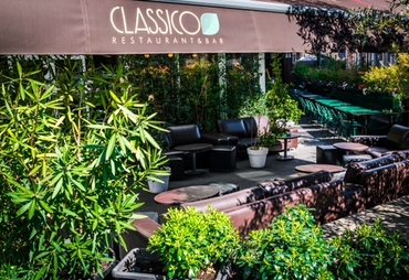CLASSICO TRATTORIA & COCKTAIL FESTEGGIA 15 ANNI
