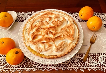 CROSTATA DI MELE CON MARMELLATA E MERINGA MORBIDA
