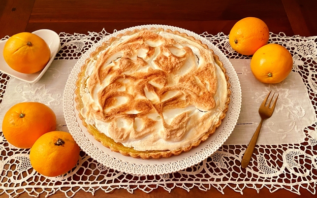 CROSTATA DI MELE CON MARMELLATA E MERINGA MORBIDA