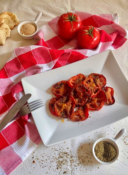 RICETTA POMODORI GRATINATI: FACILE E LEGGERA