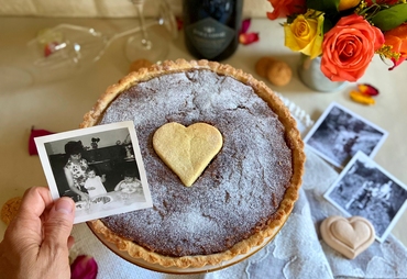 TORTA CON CREMA DI AMARETTI: RICETTA DELLA TRADIZIONE