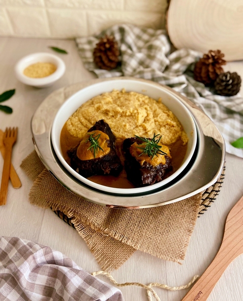 GUANCIA DI MANZO COTTA A BASSA TEMPERATURA