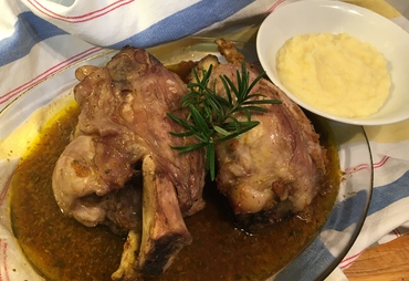 RICETTA STINCO DI MAIALE AL FORNO CON PURE’