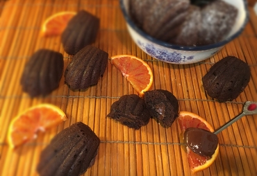 MADELEINES RIPIENE DI CREMA AL CACAO E NOCCIOLE