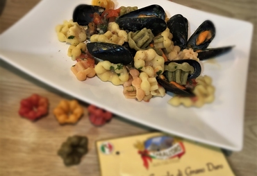 PASTA CON CREMA DI CANNELLINI E COZZE