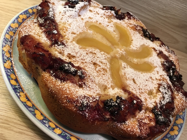 TORTA DI MELE E COMPOSTA DI FRUTTI DI BOSCO