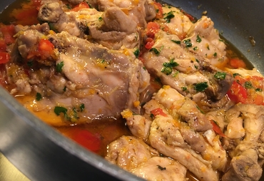 POLLO SPEZIATO AL SUGO, MORBIDO E SAPORITO