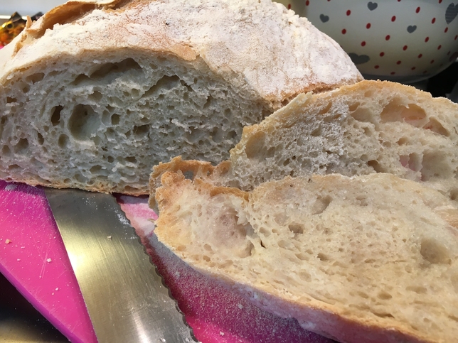 PANE CAFONE, PER GUSTARE IL PANE ALVEOLATO