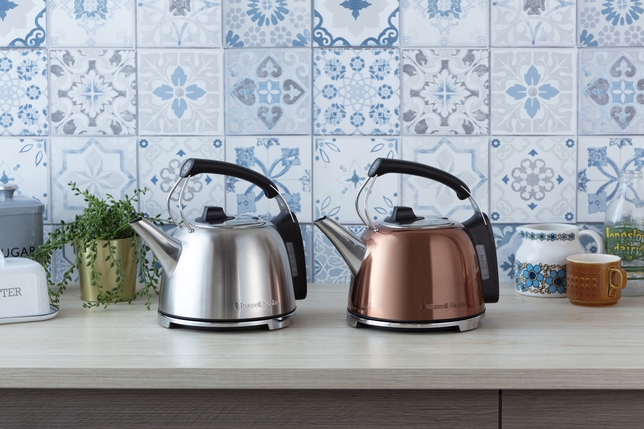 RUSSELL HOBBS K65, I BOLLITORI DELL'ANNIVERSARIO - Cucina & Svago