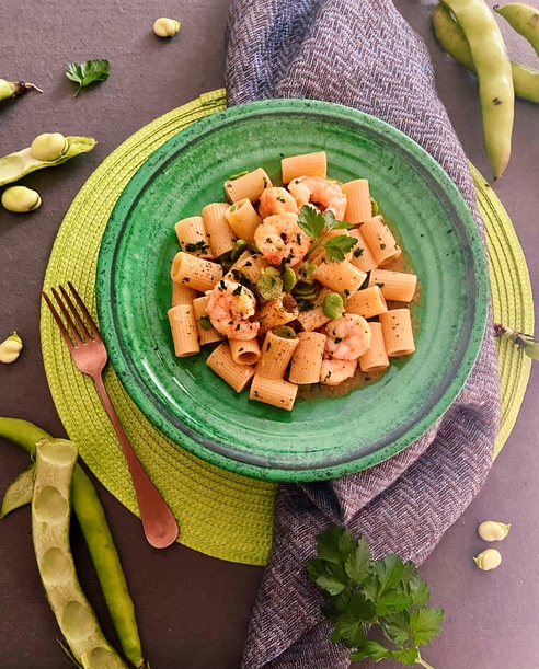 PASTA CON GAMBERI E FAVE: PIATTO DI MARE