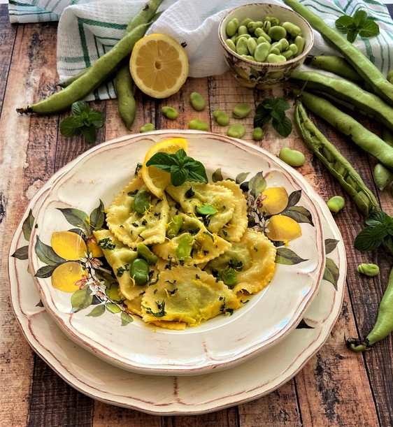 RAVIOLI FAVE E ROBIOLA: RICETTA DI PRIMAVERA!