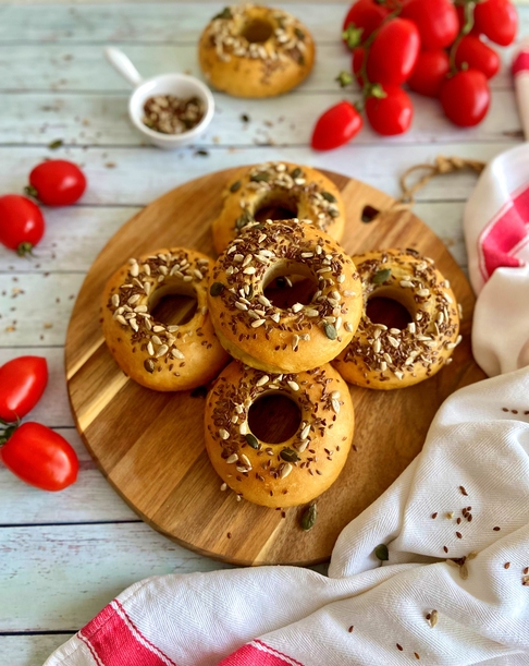 LA RICETTA DEI BAGEL E 5 IDEE PER FARCIRLI