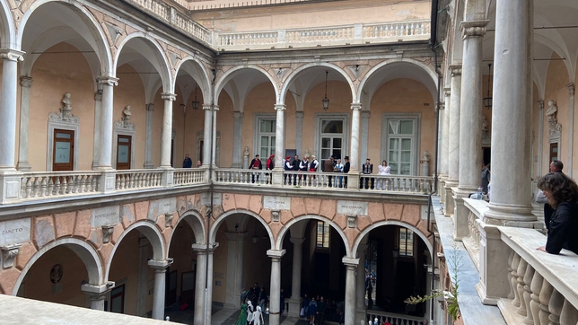GENOVA: 2 GIORNI TRA ROLLI, BUON CIBO E BOTTEGHE
