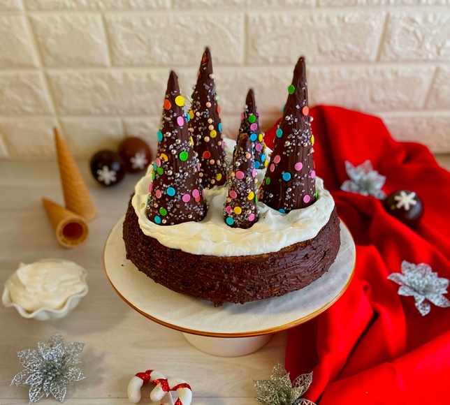 TORTA DI NATALE CON ALBERELLI: TORTA SCENOGRAFICA