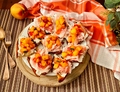 ANTIPASTO CON ROBIOLA, PESCHE E PANCETTA IN 15 MINUTI