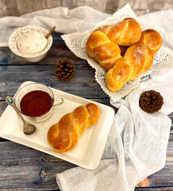 BRIOCHE FATTE IN CASA CON LICOLI: MORBIDA BONTA’