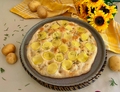 FOCACCIA IN GIORNATA CON PATATE E ROSMARINO