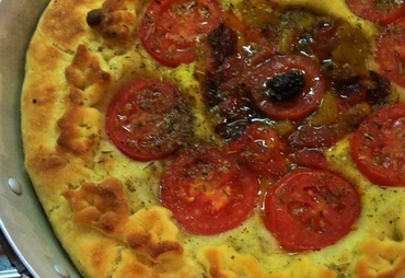 FOCACCIA MEDITERRANEA RIPIENA: DELIZIA SALATA