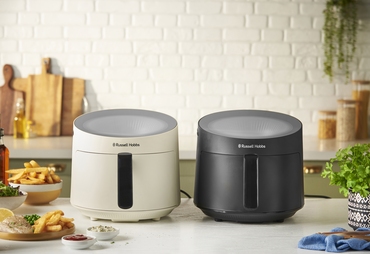 LE FRIGGITRICI AD ARIA RUSSELL HOBBS SI RINNOVANO
