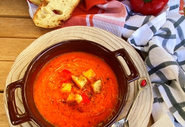 GAZPACHO ANDALUSO, FAVOLOSA ZUPPA ESTIVA