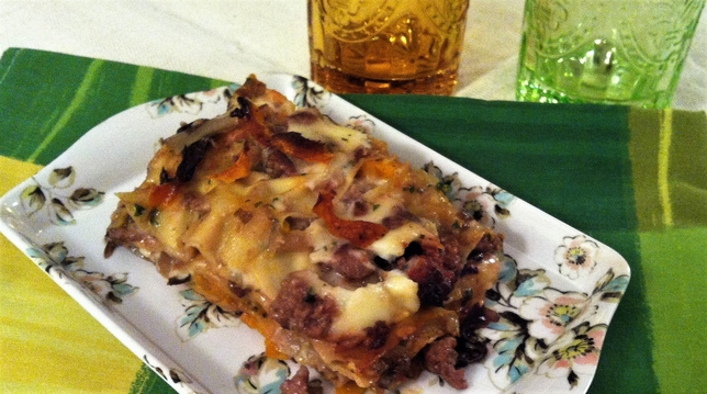 LASAGNE CON SALSICCIA, RADICCHIO E ZUCCA