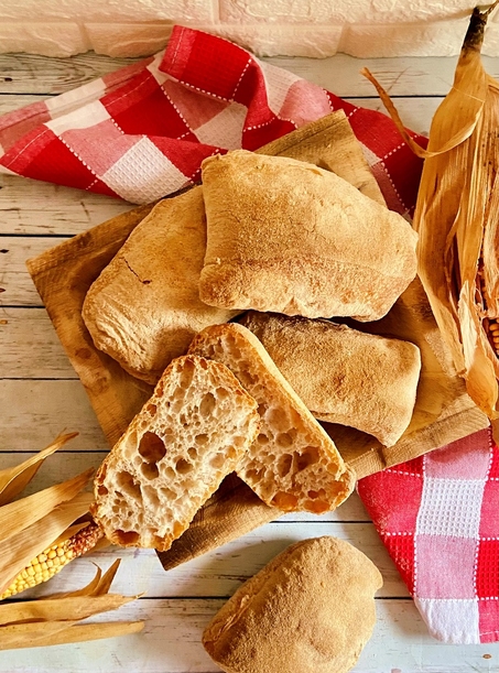 PANE CON BIGA, CROCCANTE, ALVEOLATO, LEGGERO