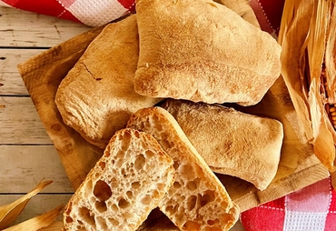 PANE CON BIGA, CROCCANTE, ALVEOLATO, LEGGERO