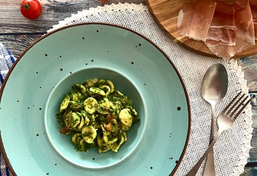 ORECCHIETTE SPECK E SPINACI: PRIMO PER TUTTI