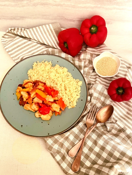 COUS COUS CON POLLO E PEPERONI: RICETTA EASY