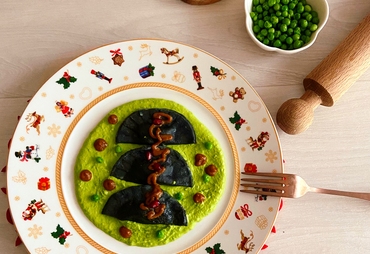 RAVIOLI AL NERO DI SEPPIA CON GAMBERI E PATATE