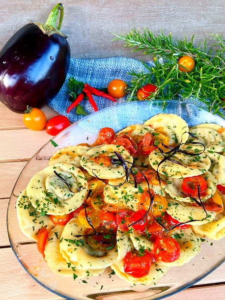 RAVIOLI DI RICOTTA E MELANZANE: RIPIENO GUSTOSO