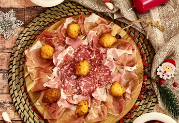 IL TAGLIERE DI SALUMI: 1, NESSUNO, 100.000 !