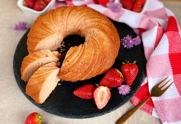 TORTA ALLE FRAGOLE: RICETTA FACILE E PROFUMATA