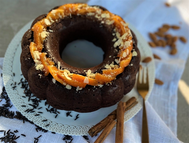 TORTA DI RISO NERO E CIOCCOLATO SENZA GLUTINE