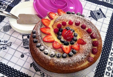 TORTA MARGHERITA CON CREMA E FRUTTA TUTTO GUSTO
