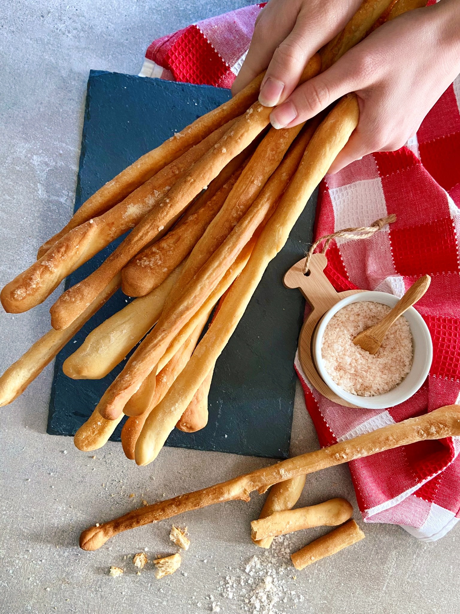 LA RICETTA DEI GRISSINI FATTI IN CASA Cucina Svago LA RICETTA DEI GRISSINI FATTI IN CASA Cucina Svago